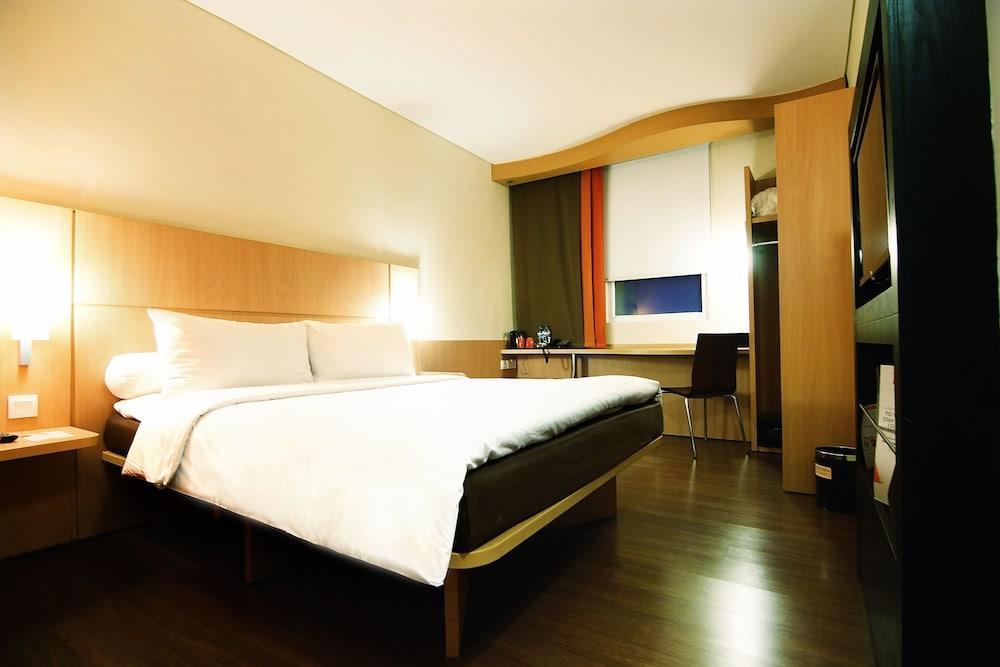 Ibis Surabaya City Center Exteriér fotografie