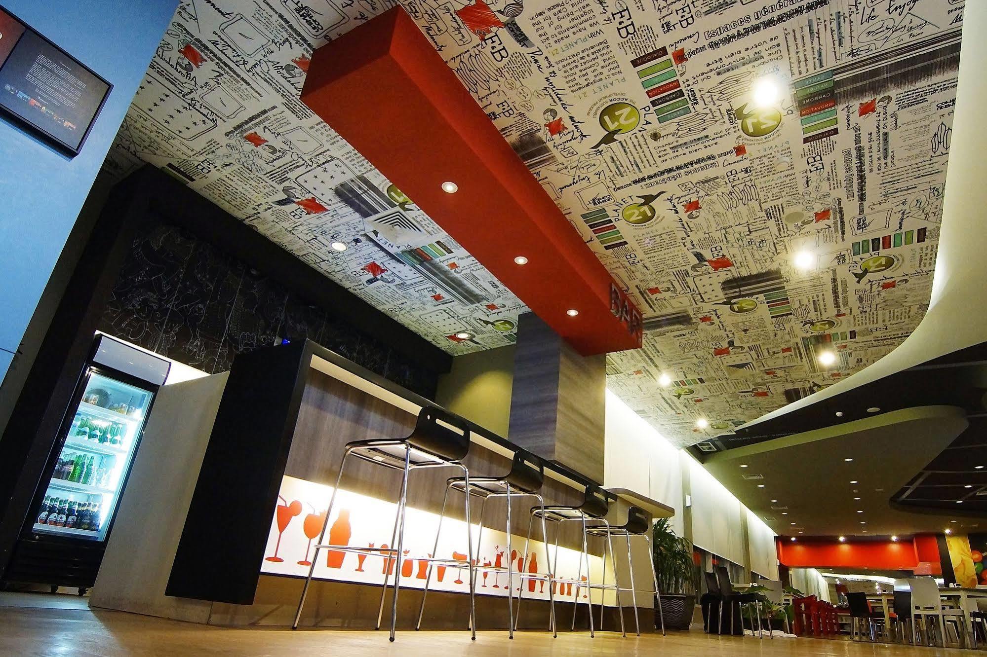 Ibis Surabaya City Center Exteriér fotografie